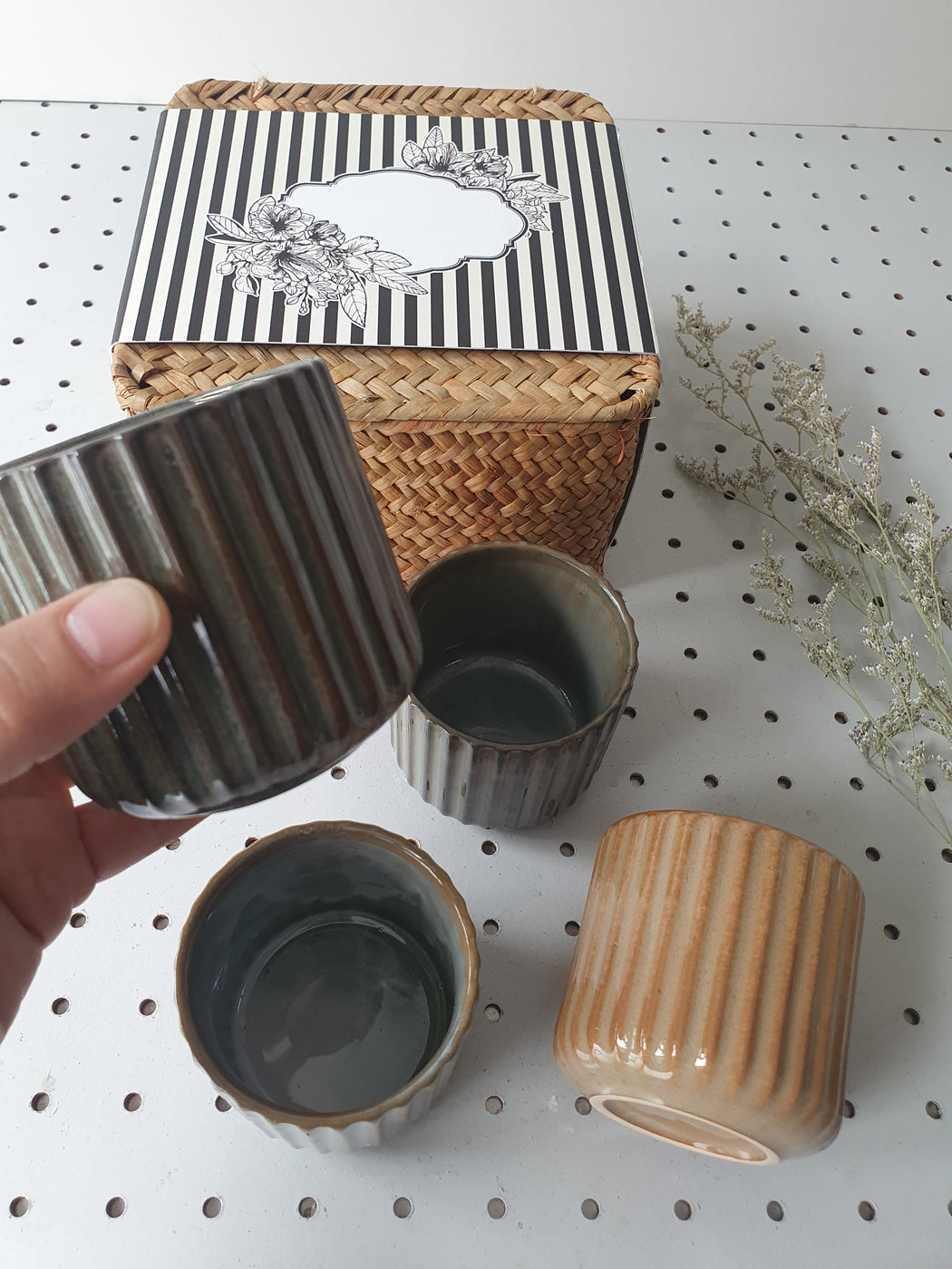 Ceramic Mug Set