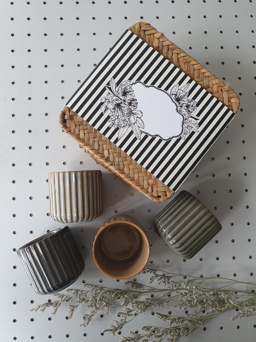 Ceramic Mug Set