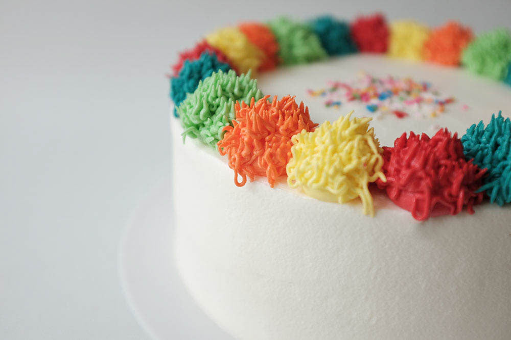 Pom Pom Cake