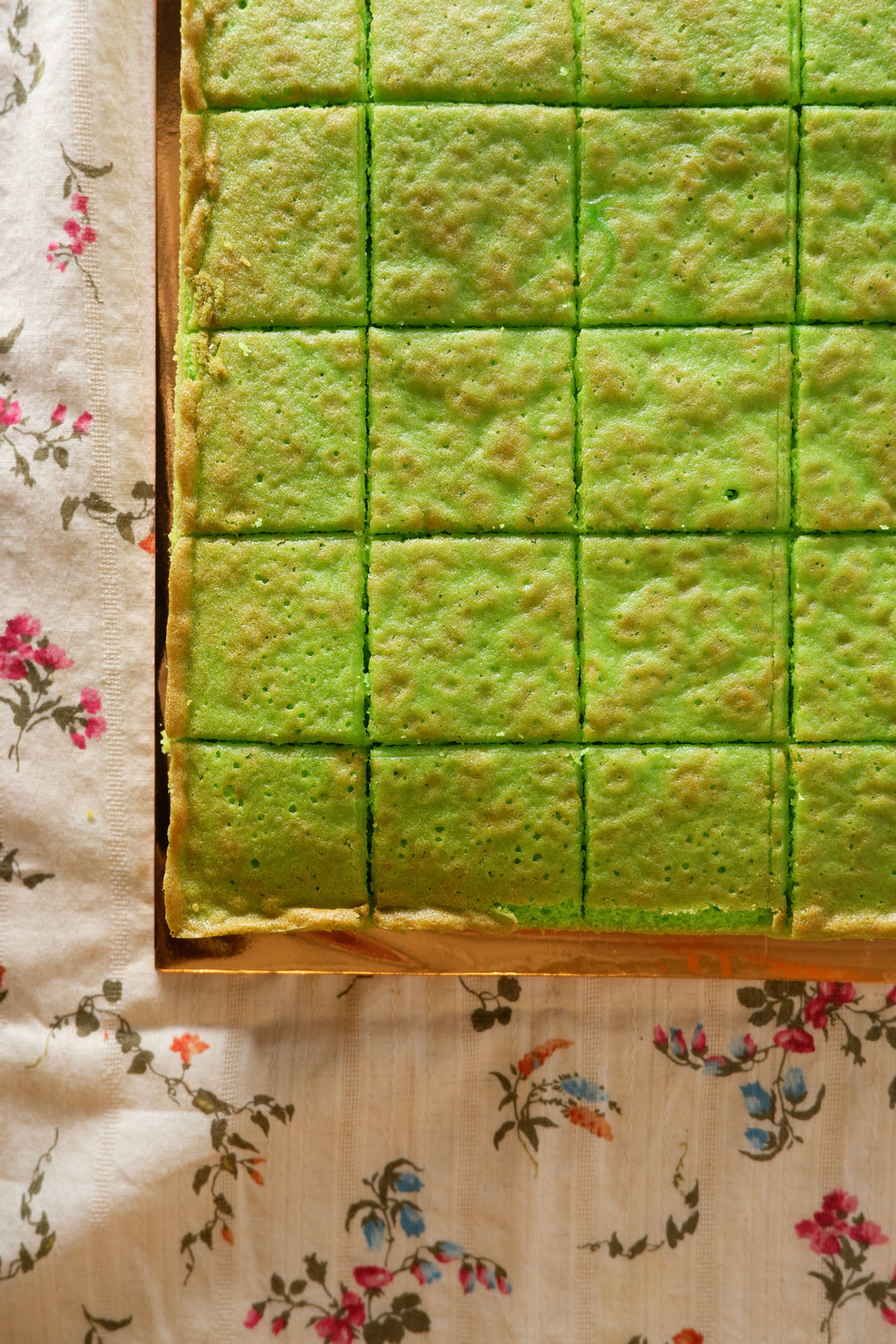 Sri Pandan Giant Loaf